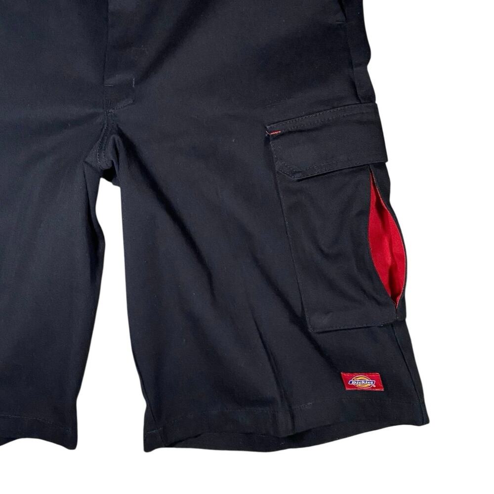 Y2K Dickies Red Accent Cargo Shorts - 33 - Picture 3 of 5